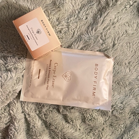 Crepe Erase Body Firm with Bonus foot peeling Booties - Picture 3 of 10